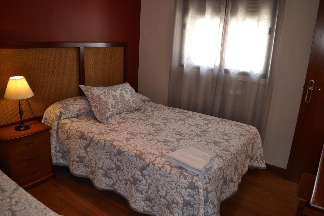 Hostal Pension La Ruta Paterna del Campo Dış mekan fotoğraf