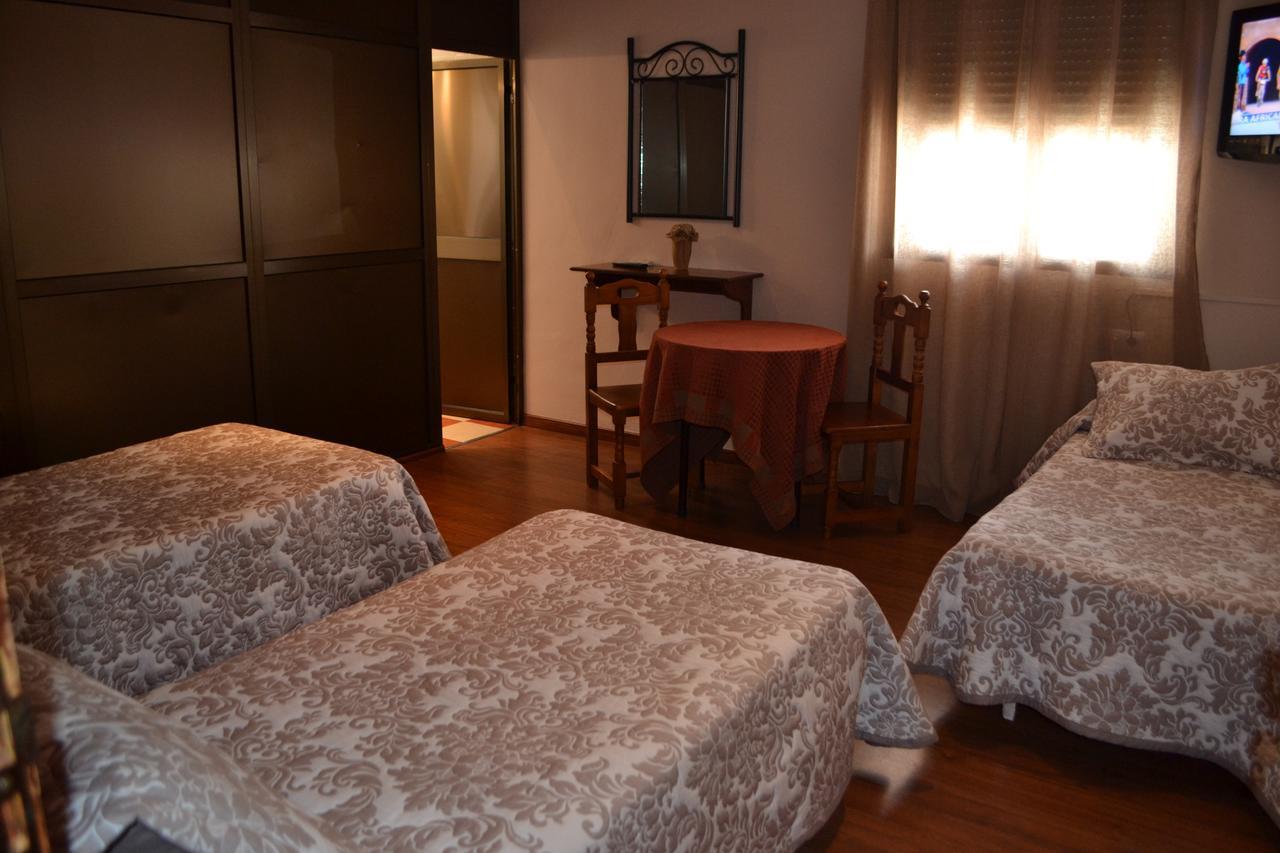 Hostal Pension La Ruta Paterna del Campo Dış mekan fotoğraf